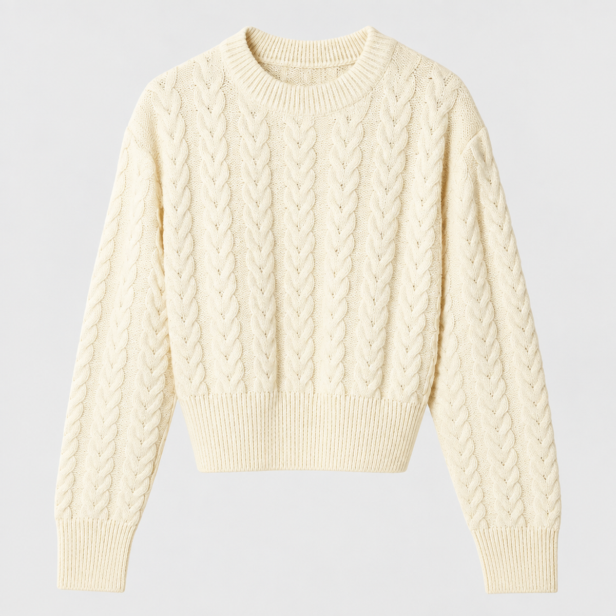 Pull torsadé femme blanc, vue studio